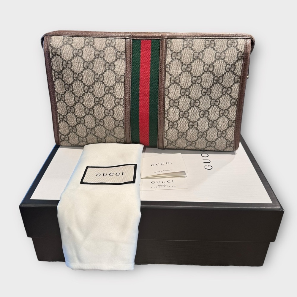 Gucci Clutch - Picture 3 of 15